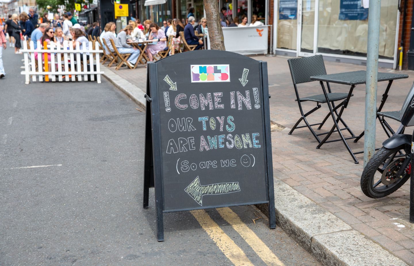 Black Friday Chalkboard SW11