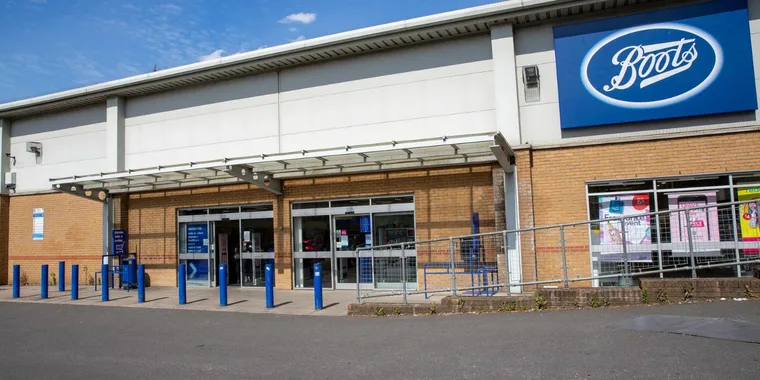 Boots, Falcon Road Health & Beauty