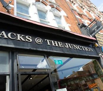 Jacks At The Junction Food & Drink