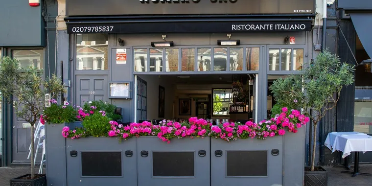 Numero Uno Food & Drink