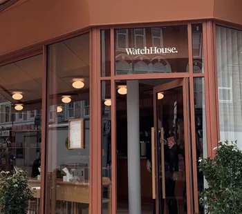 WatchHouse. Food & Drink