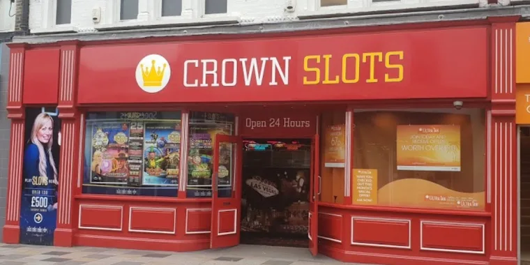 Crown Slots Arts & Entertainment