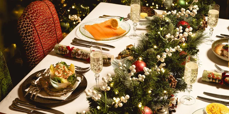 Round The World: Midnight Magic In Every Timezone 31 Dec - 01 Jan