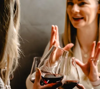 Women's Month: Free Glass of Wine 10 Mar